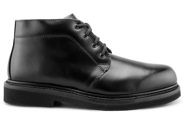 Botín 440 Lisa Negra Bucanero